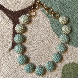 Banana republic statement necklace